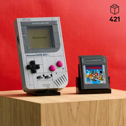 LEGO Super Mario Game Boy 72046 Building Set for Adults, Display Model with 2 Cartridges & Lenticular Screens, Gamer Gift for Fans, 421 Pieces