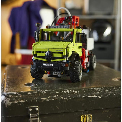 LEGO Technic Mercedes-Benz Unimog U5023 42242