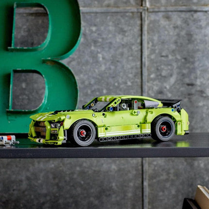 LEGO Technic Ford Mustang Shelby GT500 42138