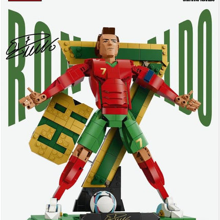 LEGO Editions Cristiano Ronaldo – Football Legend 43016 3D Figure Display Model Kit, DIY Room Decor, Building Set for Kids, Gift for 12+ Year Old Boys & Girls, 854 Pieces