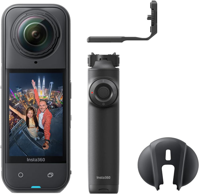 حزمة Insta360 X5 Vlog - كاميرا 360 درجة مقاومة للماء بدقة 8K، رائدة في الإضاءة المنخفضة، تأثير عصا سيلفي غير مرئية، عدسة متينة وقابلة للاستبدال، بطارية تدوم 3 ساعات، واقي رياح مدمج