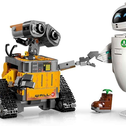 LEGO Disney & Pixar WALL-E and EVE 43279 Display Model Kit for Adults, Brick-Built Robots with M-O & Hal Figures, DIY Home Decor, Gift for Fans, 811 Pieces