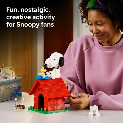 LEGO Ideas Peanuts Snoopy's Doghouse 21368