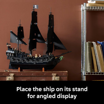 LEGO Icons Captain Jack Sparrow's Pirate Ship 10365