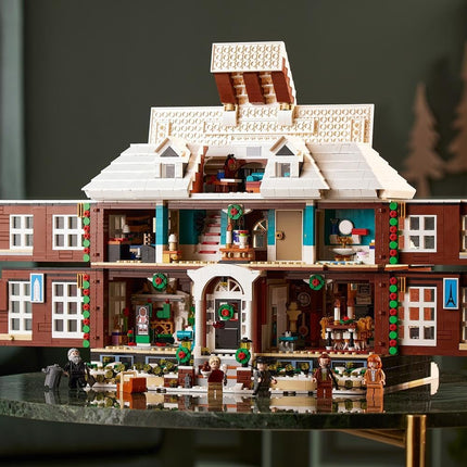 LEGO Ideas Home Alone 21330 Movie House Model Kit for Adults, Display Set, Home Decor, Nostalgic Gift for Movie Fans, 3,955 Pieces