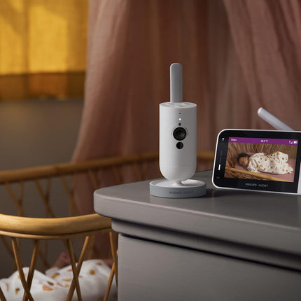 AVENT Philips Connected Videophone with Wi-Fi, HD Camera, Infrared Night Vision Function, Scream Detection, Intercom Function, DEKRA Certified Private and Safe, SCD951/26
