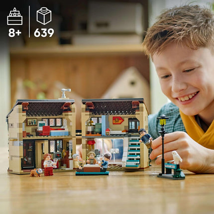 LEGO Harry Potter Privet Drive: Aunt Marge's Visit 76451 Toy House